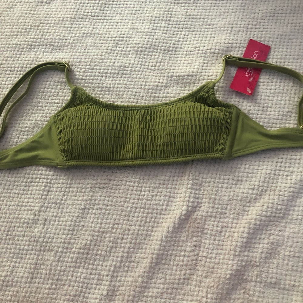 Target Bathing suit top - Picture 2 of 10
